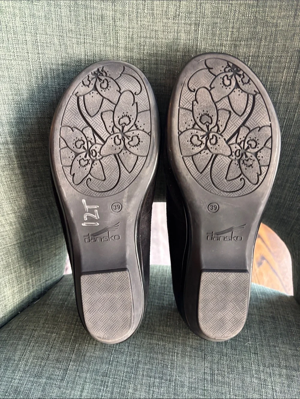 Dansko Olena Loafers Black Suede Flat Leopard-Print slip on supportive women 8.5